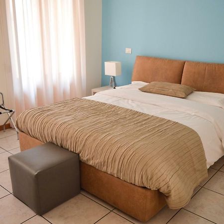 Bed and Breakfast La Contrada Сарніко Екстер'єр фото