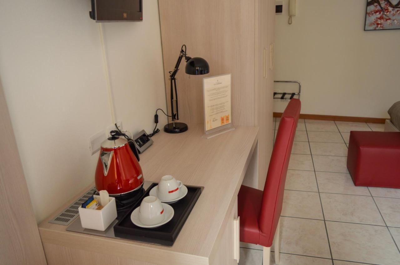 Bed and Breakfast La Contrada Сарніко Екстер'єр фото