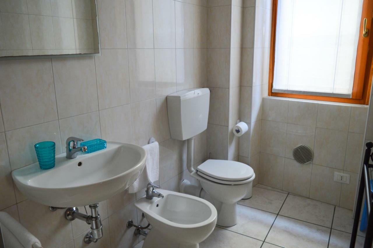 Bed and Breakfast La Contrada Сарніко Екстер'єр фото